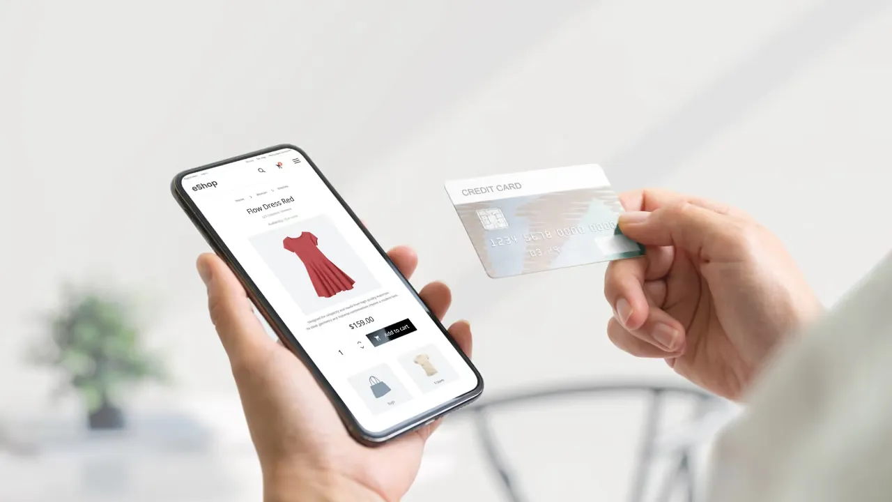 Varför äldre tvekar inför nätshopping